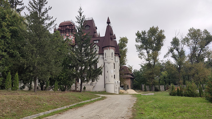 Скала-Подольская, комплекс Айленд